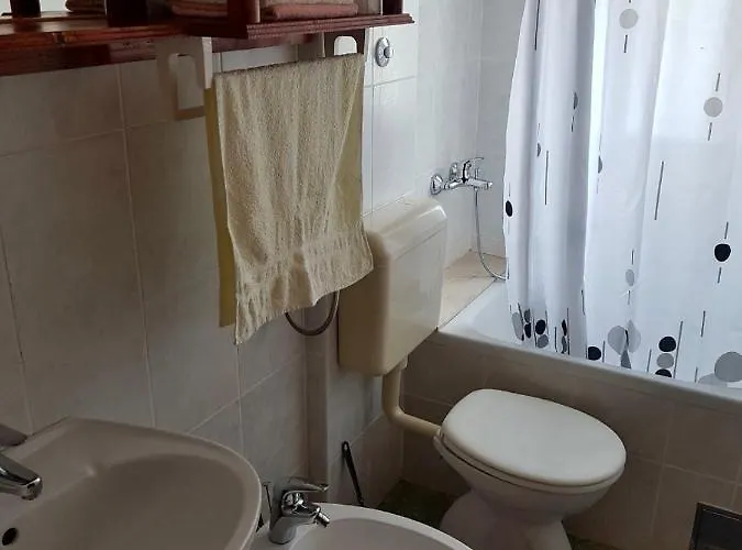 Luka Apartment